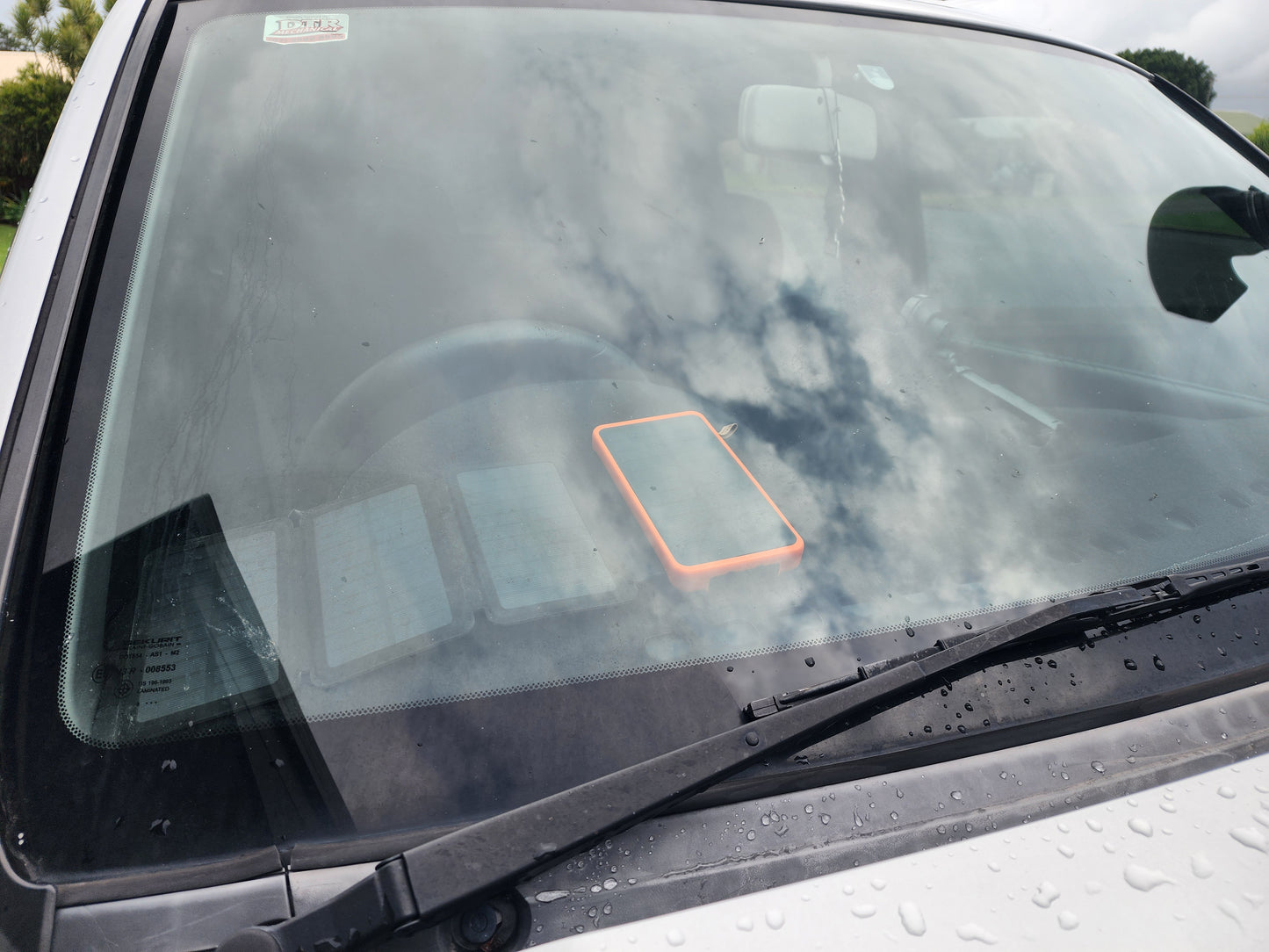 Solar Power Pad – 20,000mAh Waterproof Charger